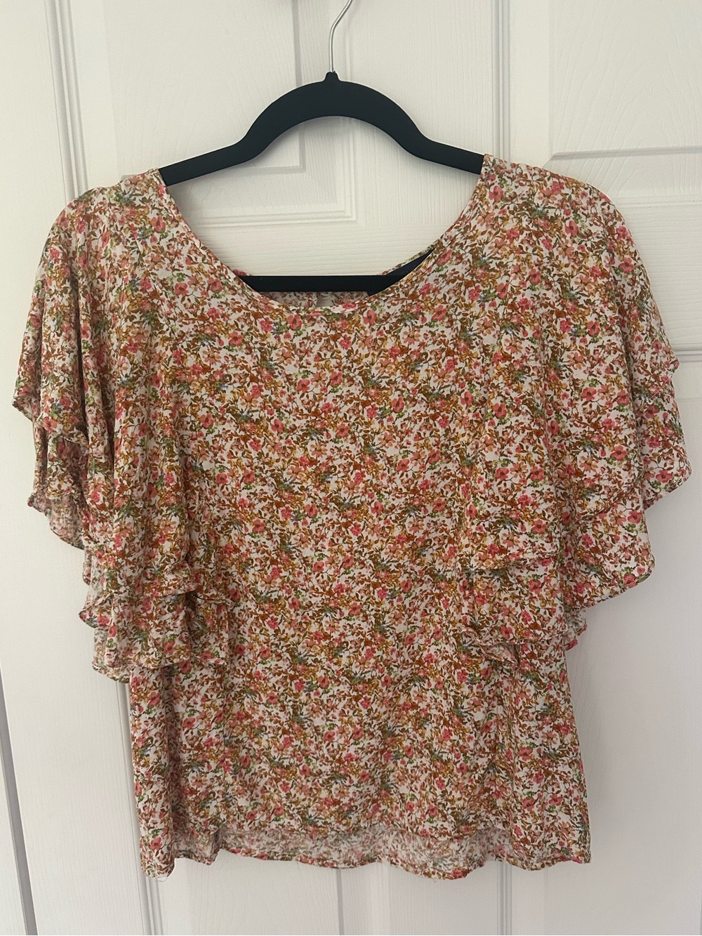 Rachel Roy Flutter Sleeve Top
